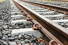 Rail movement of aggregates on the up