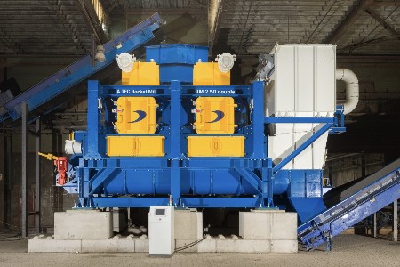 A TEC’s Rocket Mill® RM 2.50 double starts operation