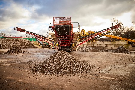 Heidelberg Materials expands capabilities in Leeds with new CD&E waste recycling facility
